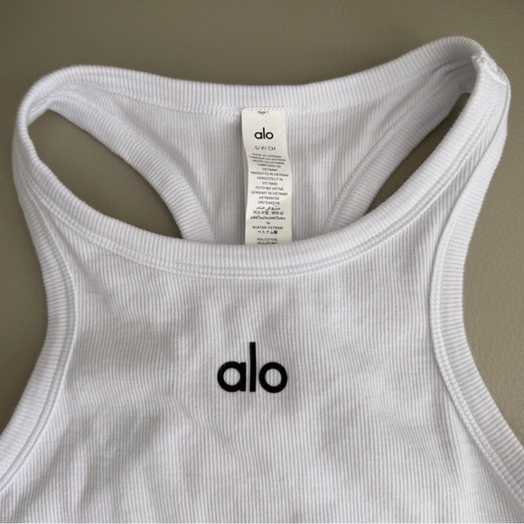 ALO Yoga White Ribbed Aspire tank top - Picture 2 of 3